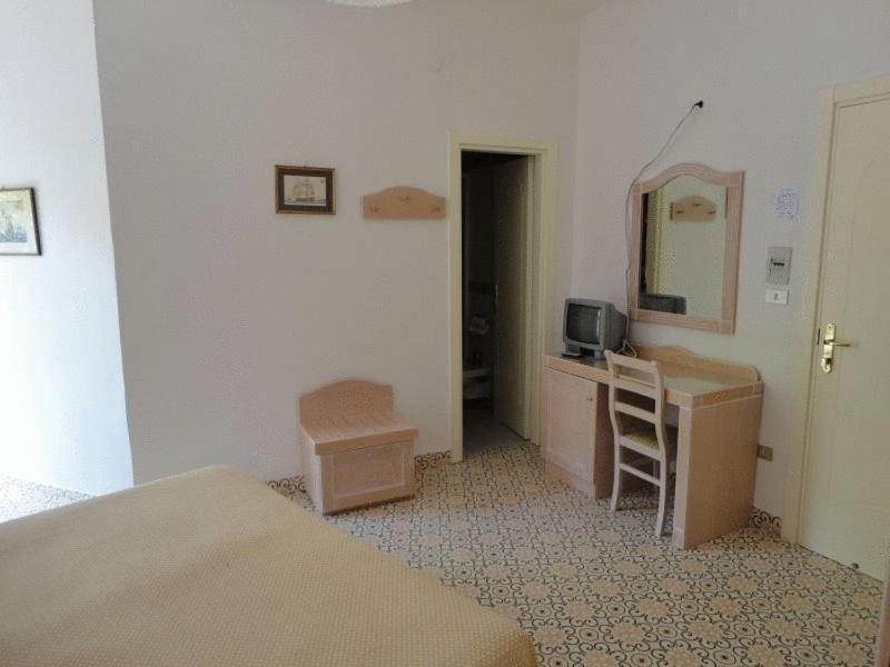 Hotel Candia Casamicciola Terme Екстериор снимка