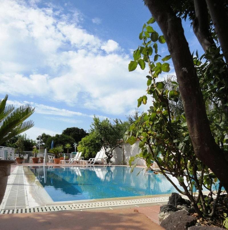 Hotel Candia Casamicciola Terme Екстериор снимка