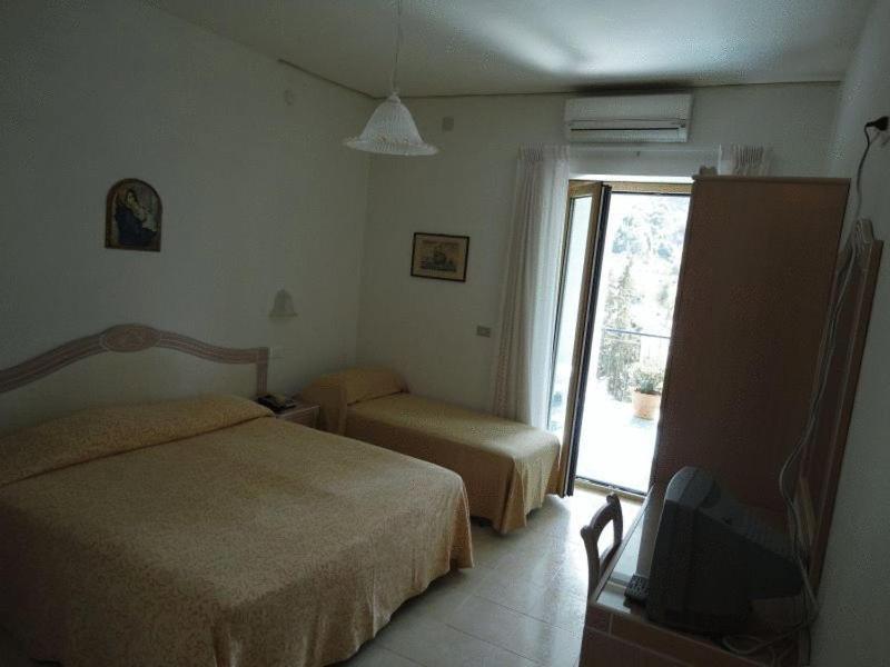 Hotel Candia Casamicciola Terme Екстериор снимка