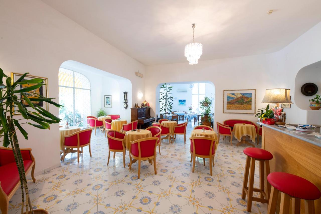 Hotel Candia Casamicciola Terme Екстериор снимка