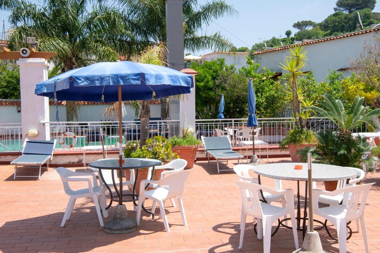 Hotel Candia Casamicciola Terme Екстериор снимка