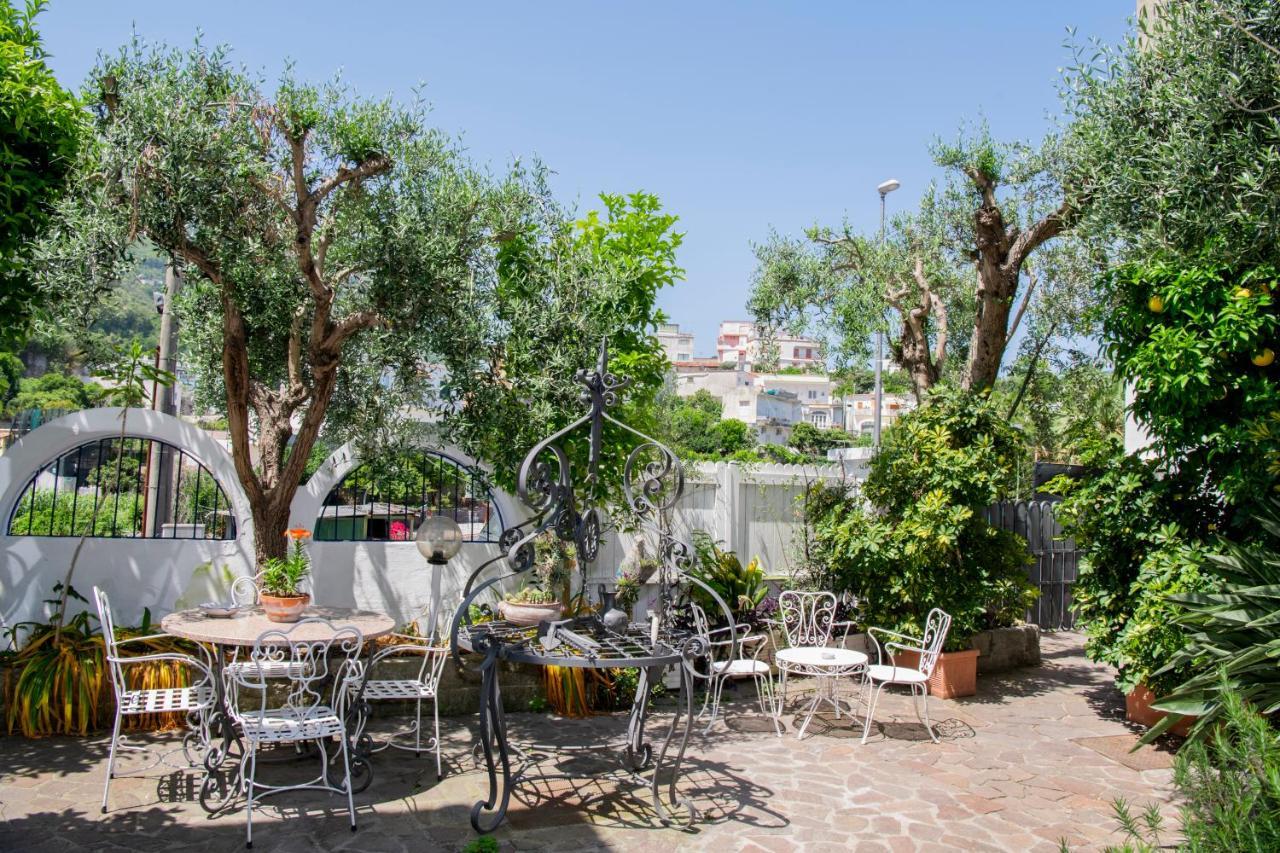 Hotel Candia Casamicciola Terme Екстериор снимка